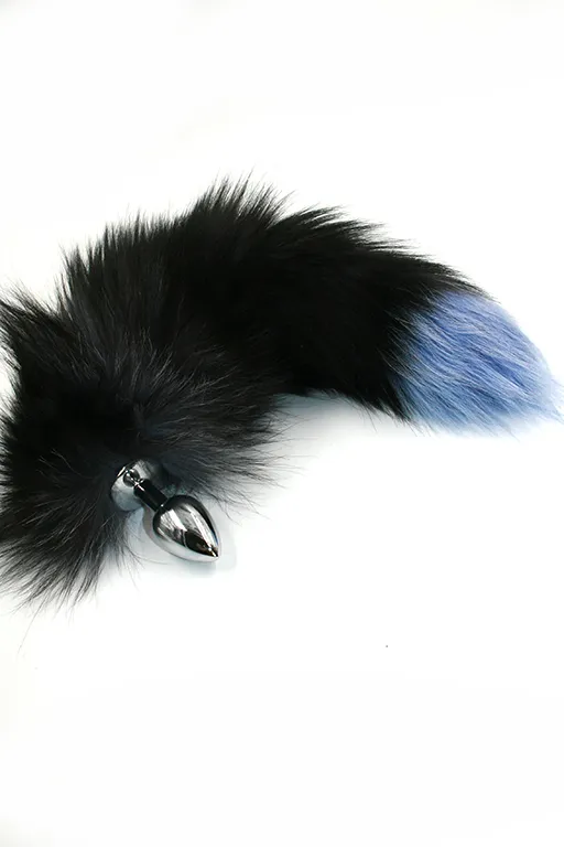 Серебристая анальная пробка с хвостом из натурального меха (Small)