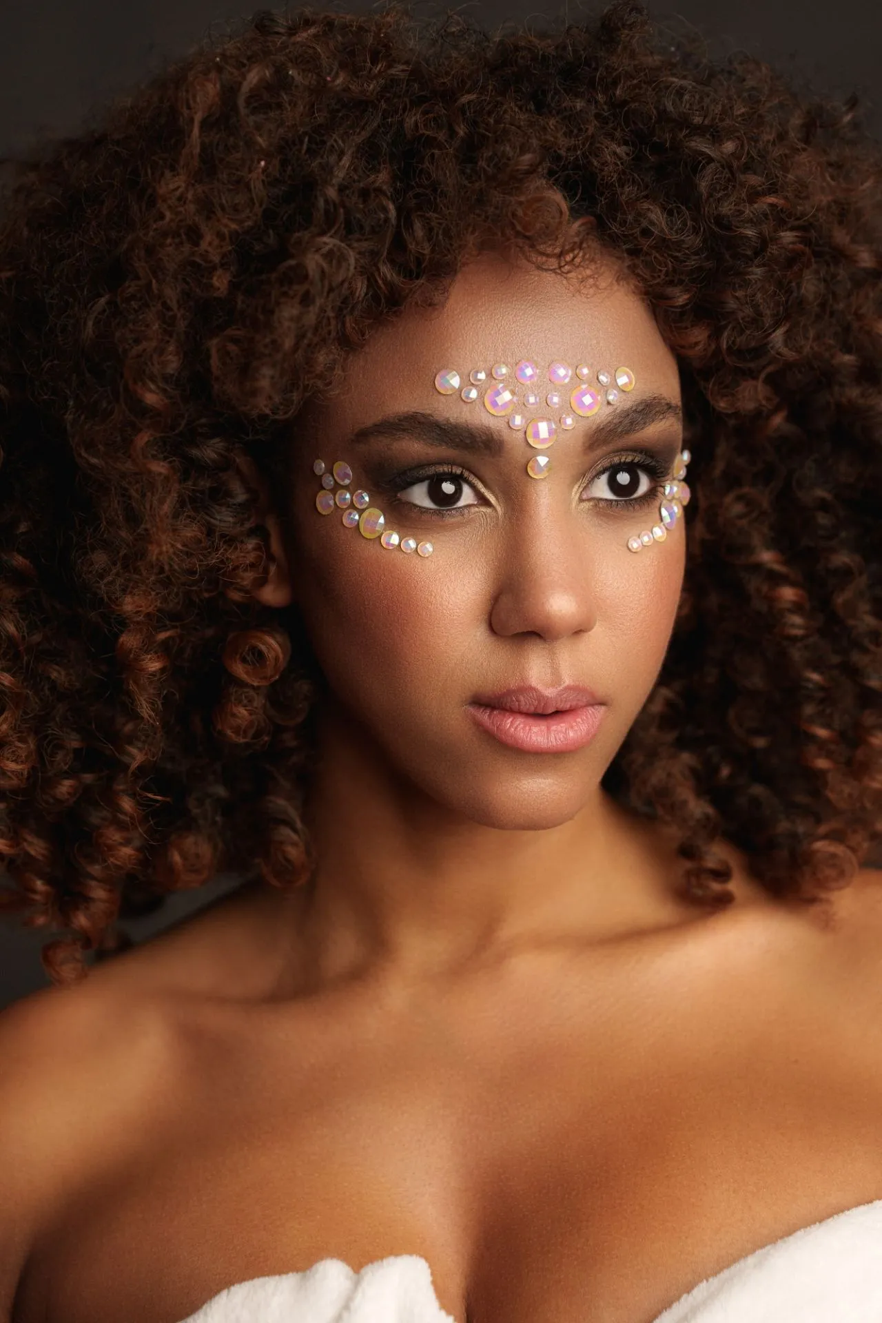 декоративное украшение (камни) на клеевой основе body jewelry stickers - face - glow in the dark - o в Воронеже