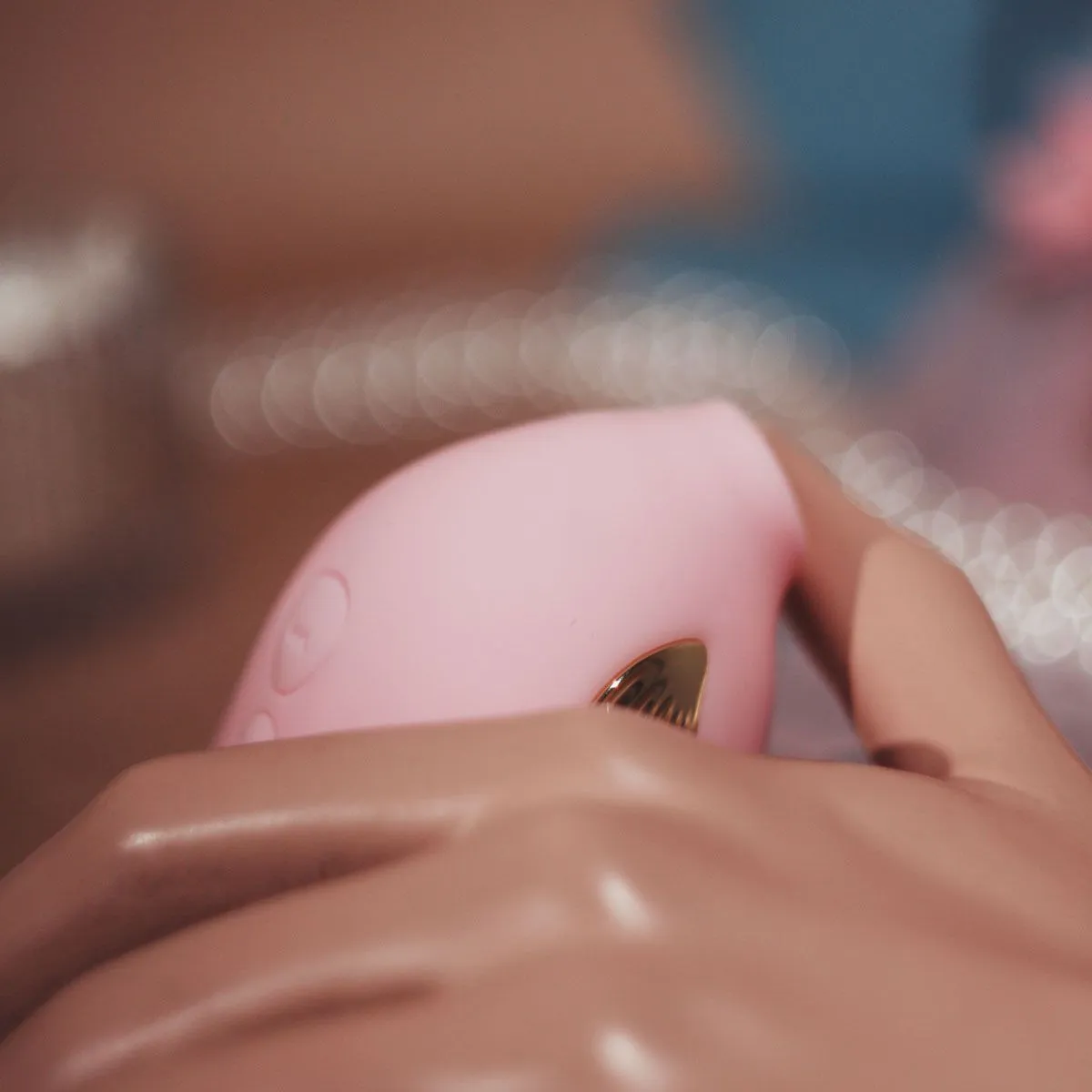 вибромассажер птичка с функцией всасывания, розовый в Воронеже