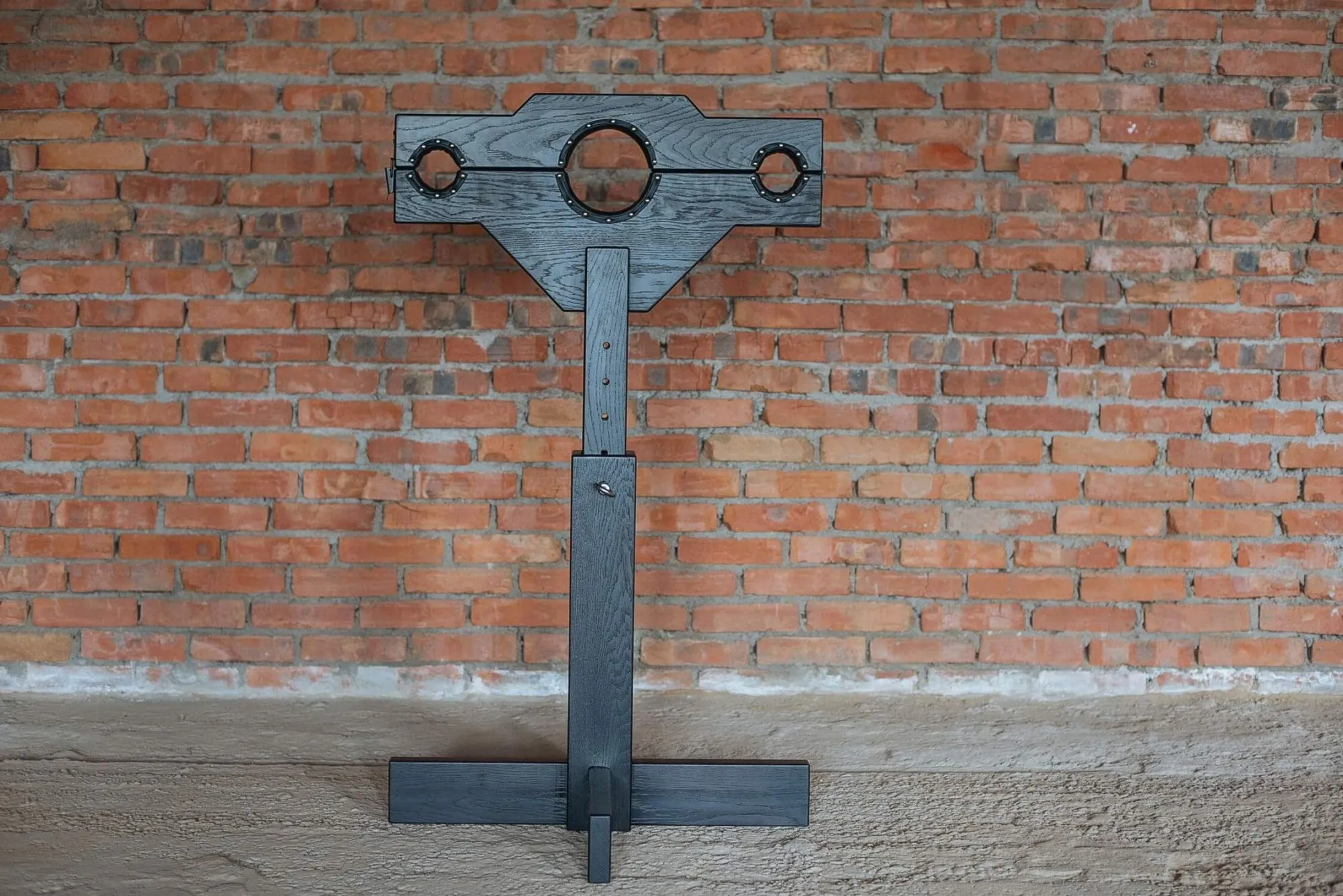 кандалы из дуба и кожи, 140 см в Воронеже