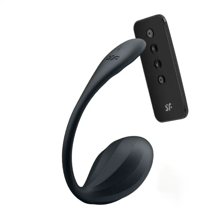 Виброяйцо Satisfyer Ribbed Petal Connect App с пультом ДУ, черное, 7,8 см