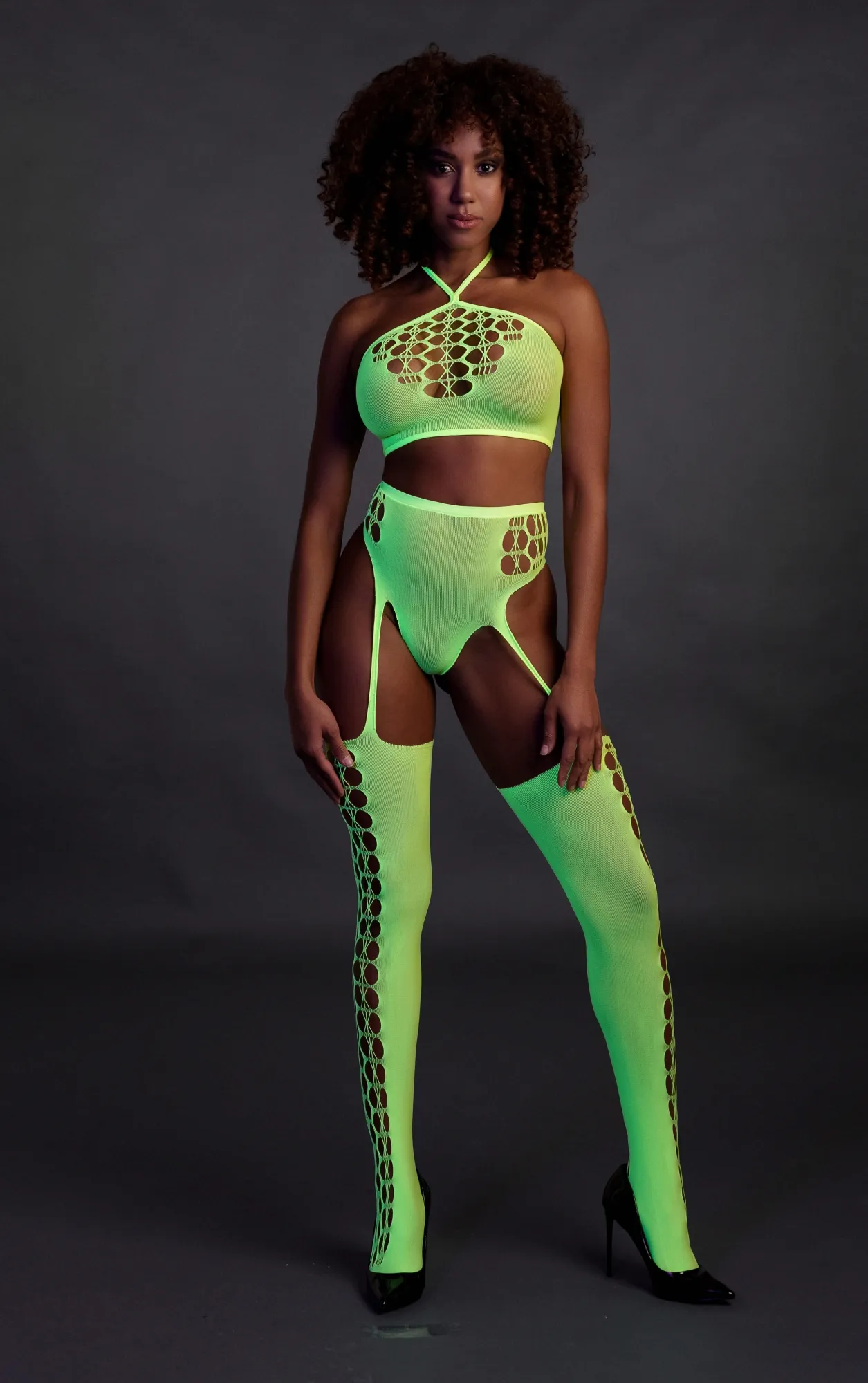Эротическое топ в комплекте с чулками и трусиками two piece with crop top and stockings - green - xs/xl в Воронеже