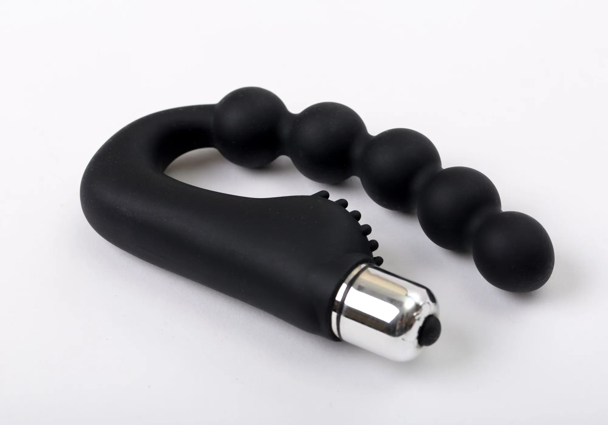 Вибромассажер черный с гибкими бусинками 47454-MM