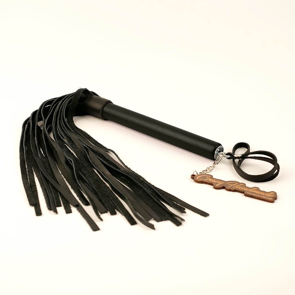 плеть pinkrabbit из натуральной кожи, с черной ручкой в Воронеже