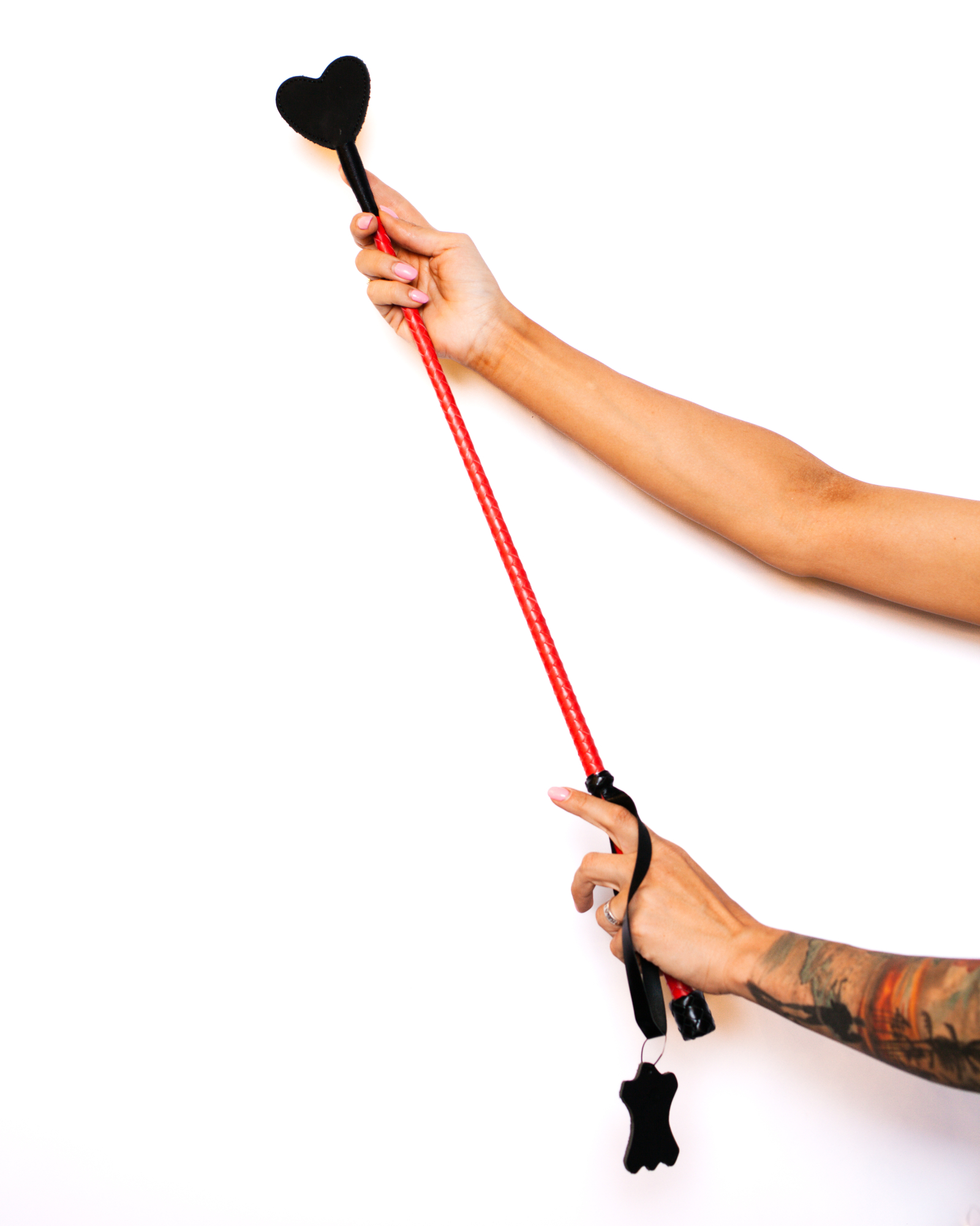 стек scandal из натуральной кожи в форме сердца (black&red) в Воронеже