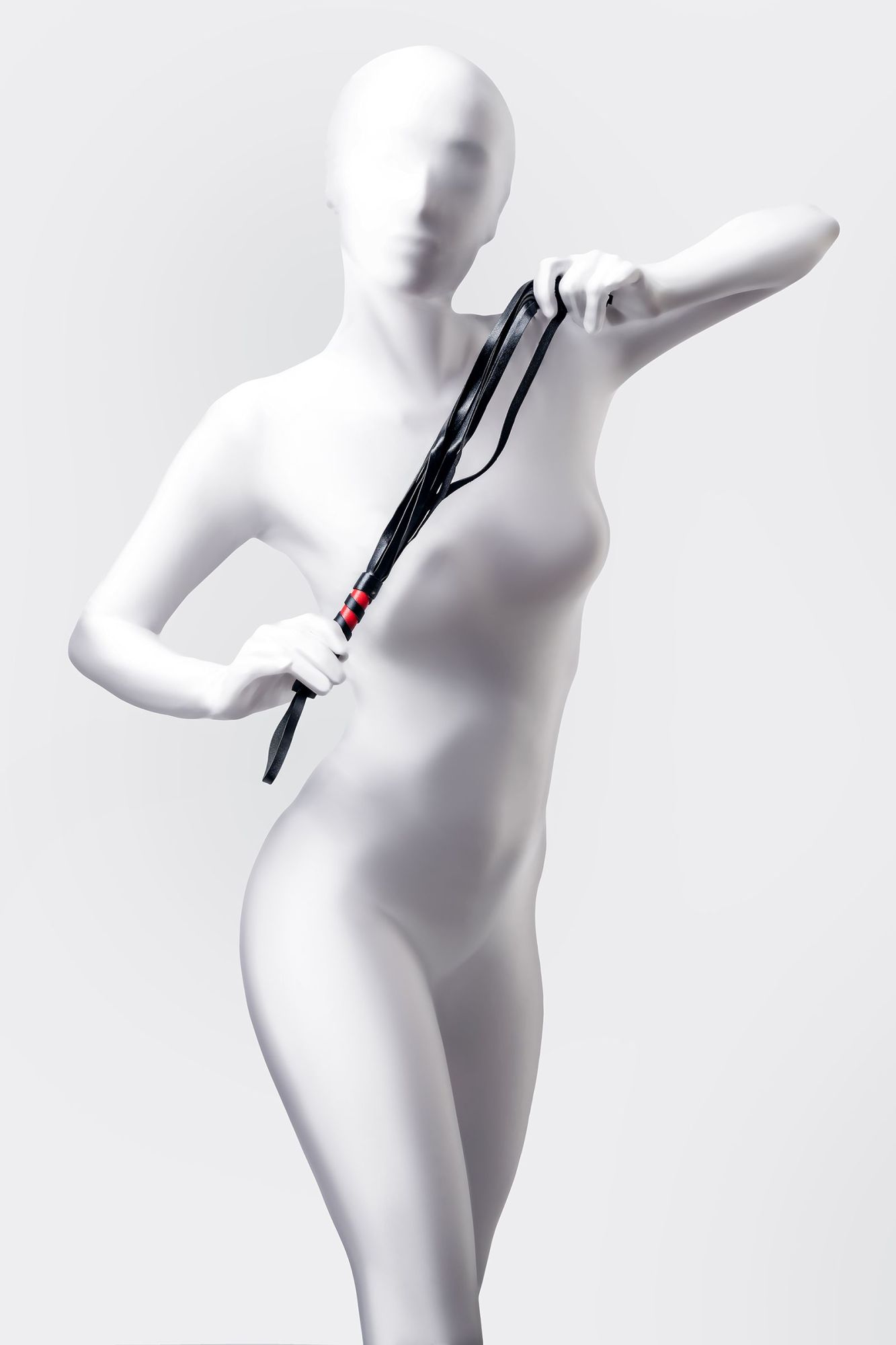 флоггер anonymo #0004, pu кожа, черный, 45 см в Воронеже