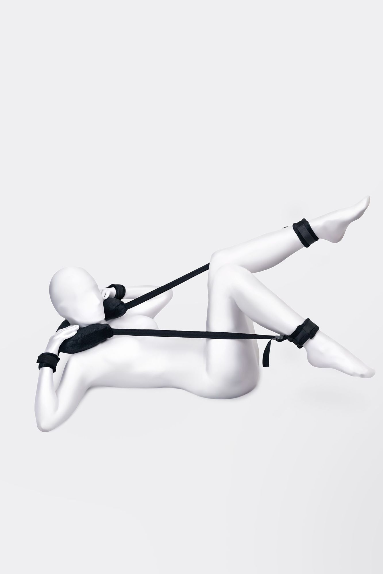 стропа фиксирующая anonymo #0701 с подушкой, велюр, черная, 127 см в Воронеже